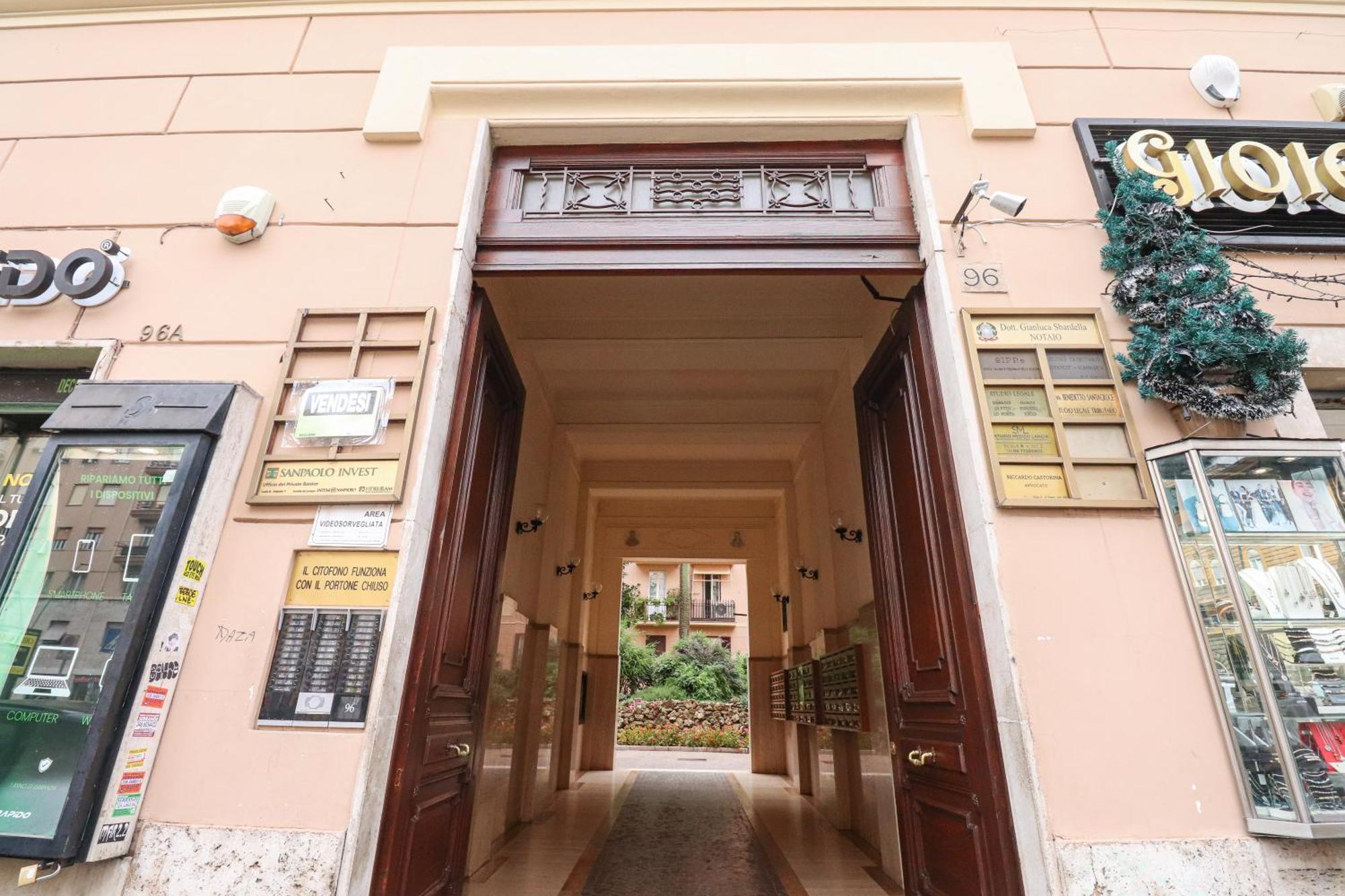 Re Di Rhome Guest House — Photos 3